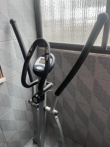 ? Elíptico O?Fit Profissional - Usado