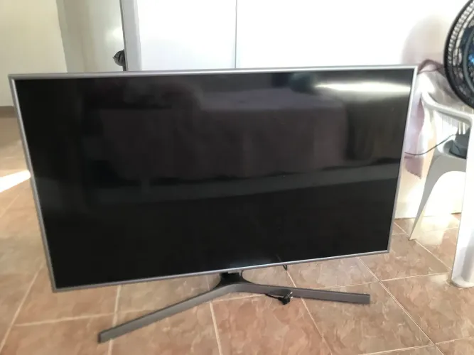 Vendo Tv smart 50 polegadas- Samsung