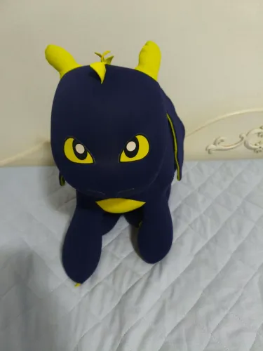 Almofada Fom, Bichinho de pelúcia dragão limonada
