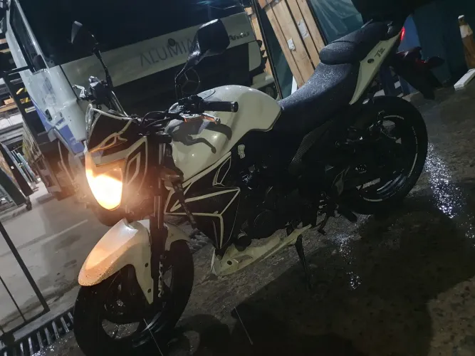 Dafra Next 250