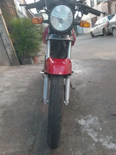Vendo suzuki yes 2011