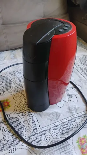 Cafeteira elétrica 3 corações ( cápsulas)