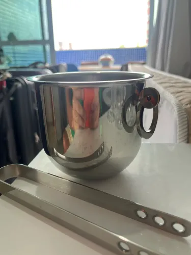 Vendo BALDE DE GELO RIVA com PINÇA em INIX REVESTIDO DE PRATA