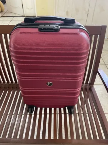 Vendo Mala de Viagem tamanho P 