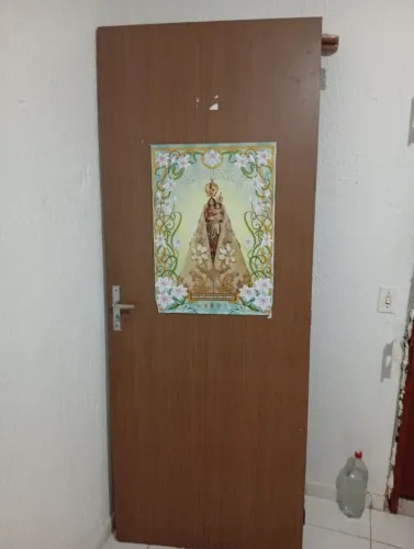 Porta mdf com fechadura e duas chaves 2,10 x 80 