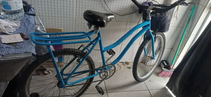 Bicicleta aro 26 sem marchas porém leve para pedalar no bairro morro das pedras