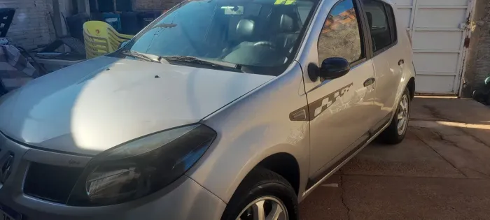 Renault Sandero Expression Hi-flex 1.6 8V 5P 2009