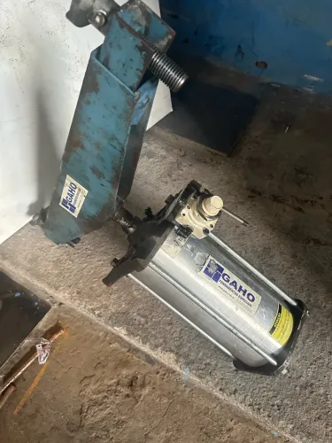 Macaco Pneumático para rampas automotiva