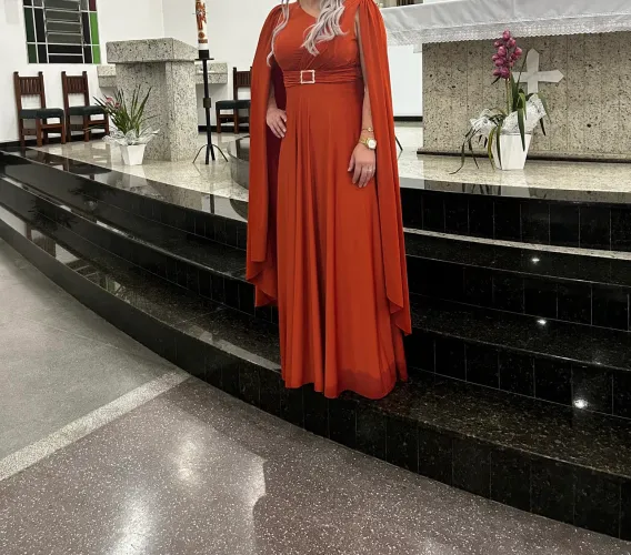 Vendo vestido de festa