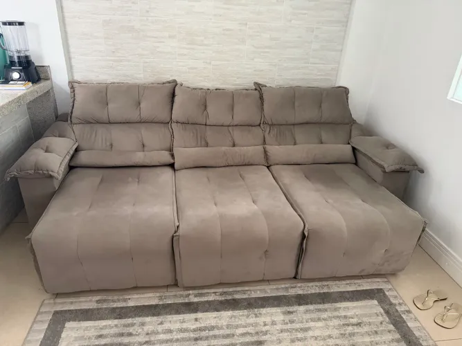 Sofá retrátil reclinável
