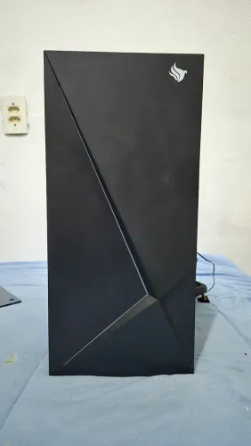 Gabinete Gamer com Led
