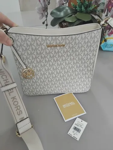 Bolsa michael kors nova, na etiqueta