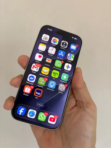 iPhone 17 Pro Silver