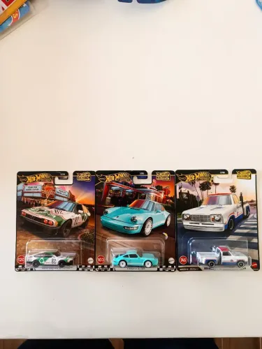 Lote com 3 miniaturas "Premium", da Hot Wheels, série Boulevard, da Mattel , escala 1:64