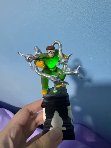 Doutor octopus - Peça de Xadrez Marvel Planeta Deagostini 