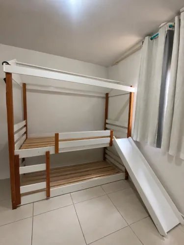 CAMA INFANTIL BELICHE COM ESCORREGA