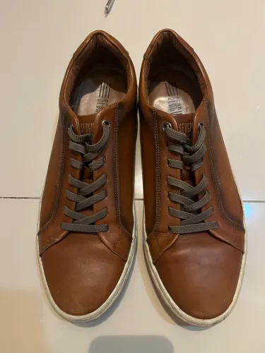 Sapato em couro Sergio?s
