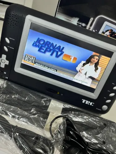 TV DIGITAL LCD PORTATIL - TRC 1800