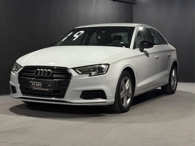 Audi A3 Sedan Prestige 1.4 TFSI S-tronic 2019