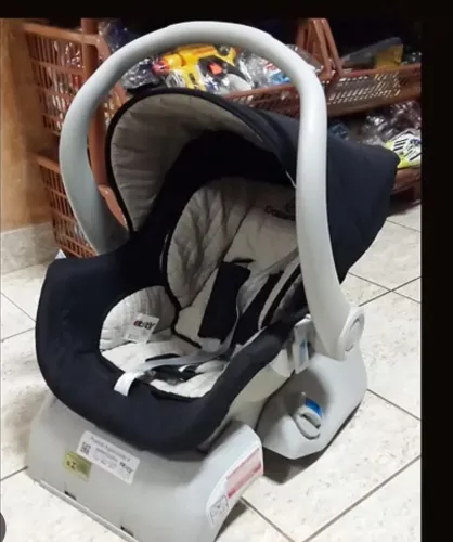Bebê conforto com base