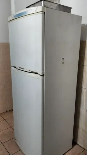 Geladeira continental 360 litros