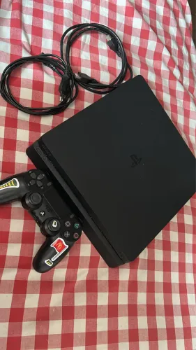 Ps4 slim
