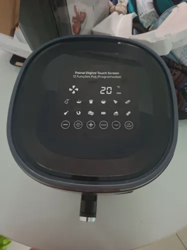 Vendo uma fritadeira elétrica sem óleo