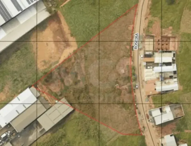 Terreno com 4259,49m² localizada no loteamento Paulino Fernandes IV