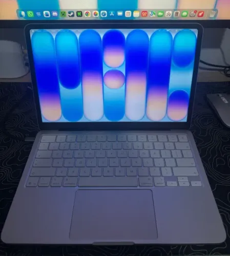 Macbook Neo 256GB 4 Meses de Uso