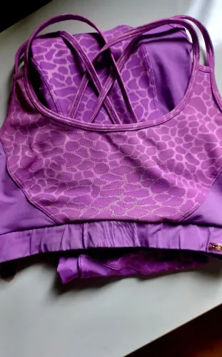 Calça e top para academia