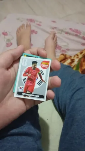 Figurinha extra sticker prata