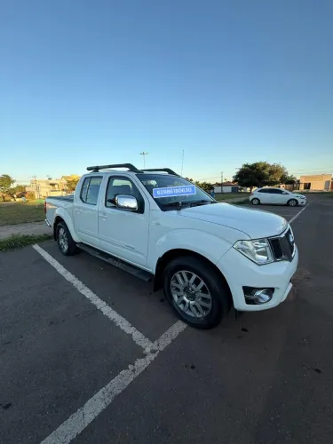 Nissan Frontier SL CD 4X4 2.5tb Diesel AUT 2016