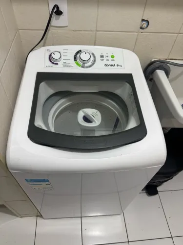 Máquina de lavar Cônsul 9kg semi nova