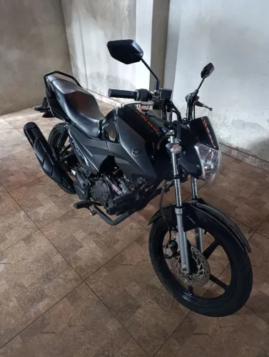 Yamaha Factor 150cc ano 2022 com apenas 4500 km rodados único dono