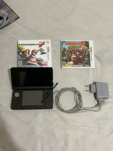 Nintendo 3DS + 2 Jogos Originais