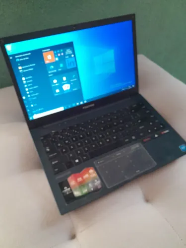 Notebook Positivo Motion, Intel, 4gb memória SSD 64gb armazenamento funciona bem