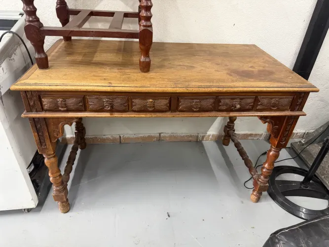Mesa madeira maciça 1,10 x 90