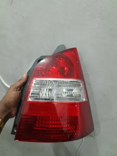 Lanterna traseira nissan livina (LD)