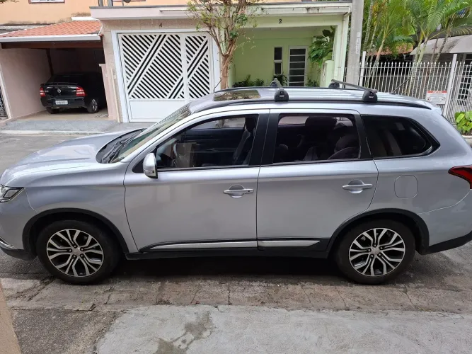 Mitsubishi Outlander 2.0 16V 160cv Aut. 2016