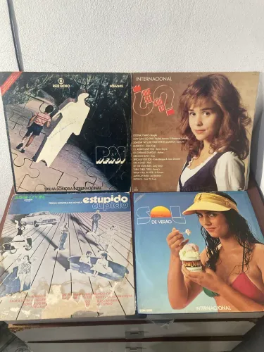Lote 16 LPs variados novelas, rock, jazz, soul