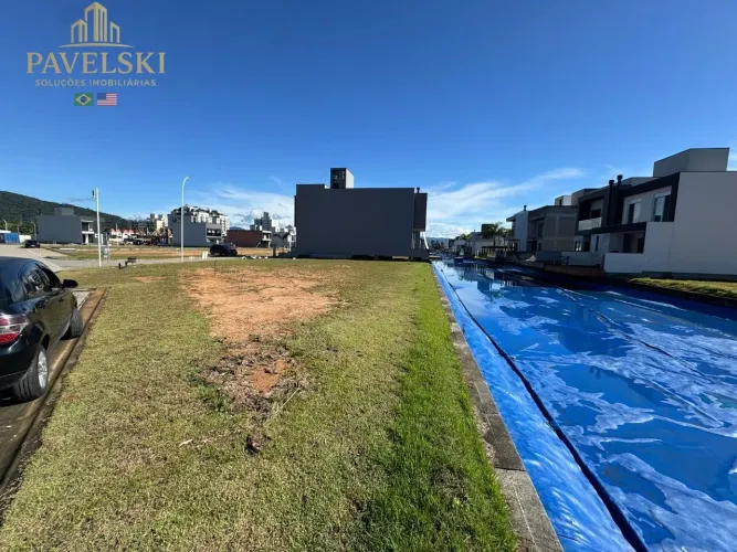 Blue Condomínio Clube - Terreno de esquina em Condomínio Blue no Deltaville
