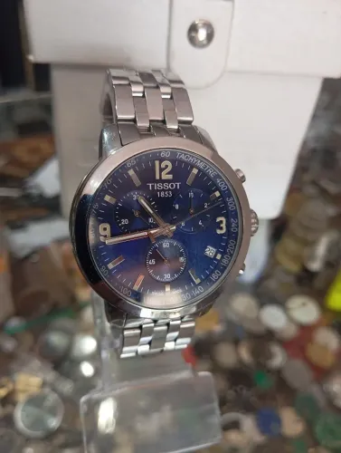Relógio Tissot cronógrafo máquina swisa