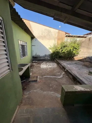 Casa com 3 dormitórios à venda, 150 m² por R$ 250.000,00 - Jardim Petrópolis - Anápolis/GO