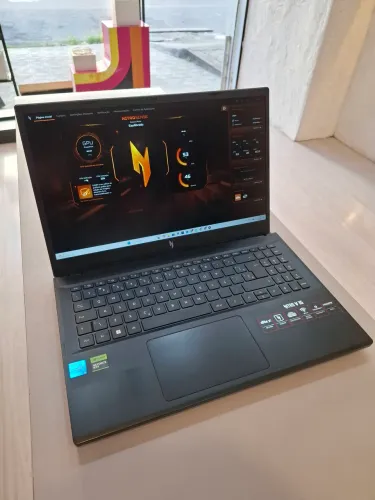 Notebook Gamer Nitro V15 (i5 13ª Geração / RTX 3050 6GB) - Aceito Trocas