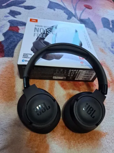 Fone JBL Tune 770 nc
