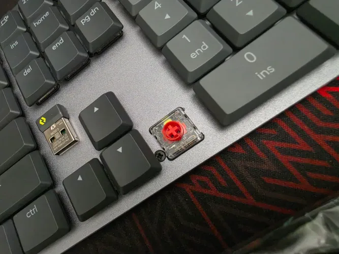 Teclado Logitech MX Mechanical (Red Linear Switch - Raro no Brasil) 