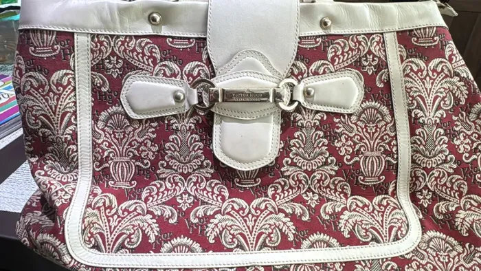 Bolsa victor Hugo 
