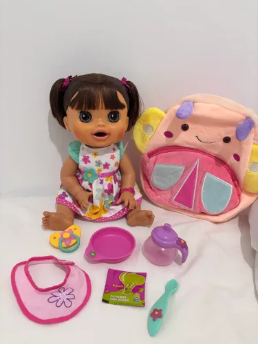 Baby Alive Comer e Brincar
