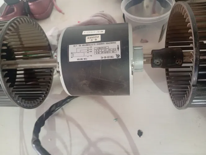 MOTOR VENTILADOR DA EVAPORADORA PISO TETO