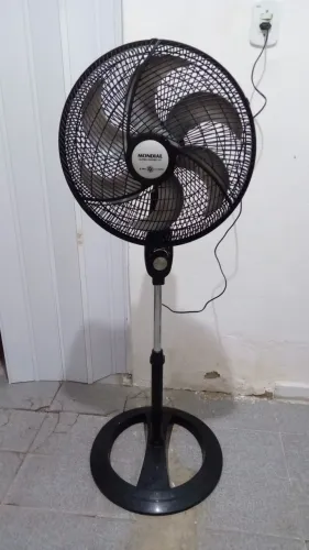 Ventilador grande R$ 125,00